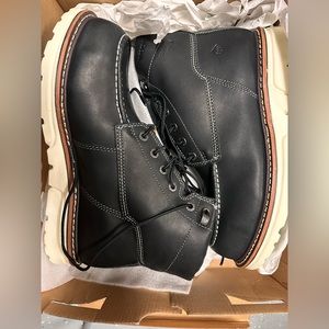 New In Box Size 10 Black Wolverine Composite Boots